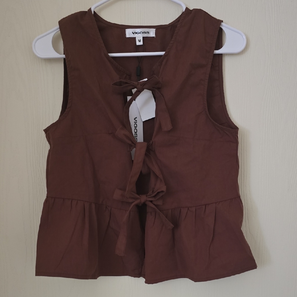NWT Vigoss Brown Sleeveless Blouse with Tie-Front